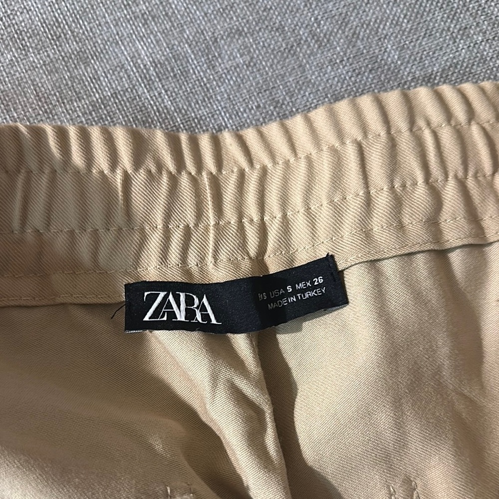 Zara Tan Cargo Pants Straight-Legged - Picture 2 of 2